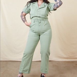 NWOT Big Bud Press Short Sleeve Jumpsuit Sage Green Size M